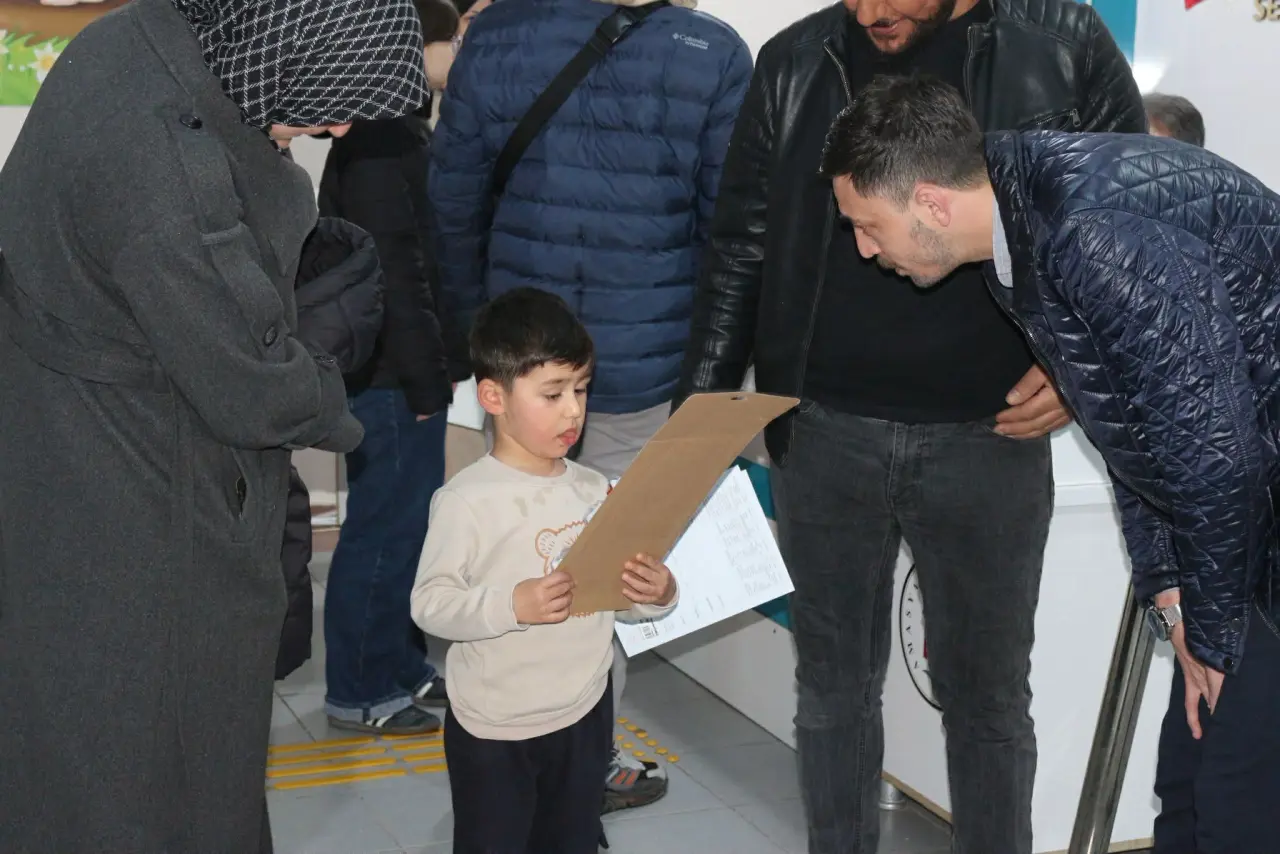 Amasya’da Minik Kalplere Bayram Sürprizi 3