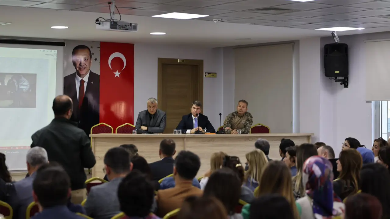 Amasya’da Eğitim Masaya Yatırıldı 2