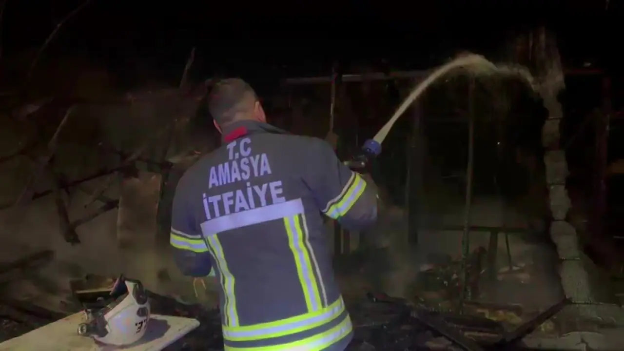 Amasya’da Korkutan Yangın! 3