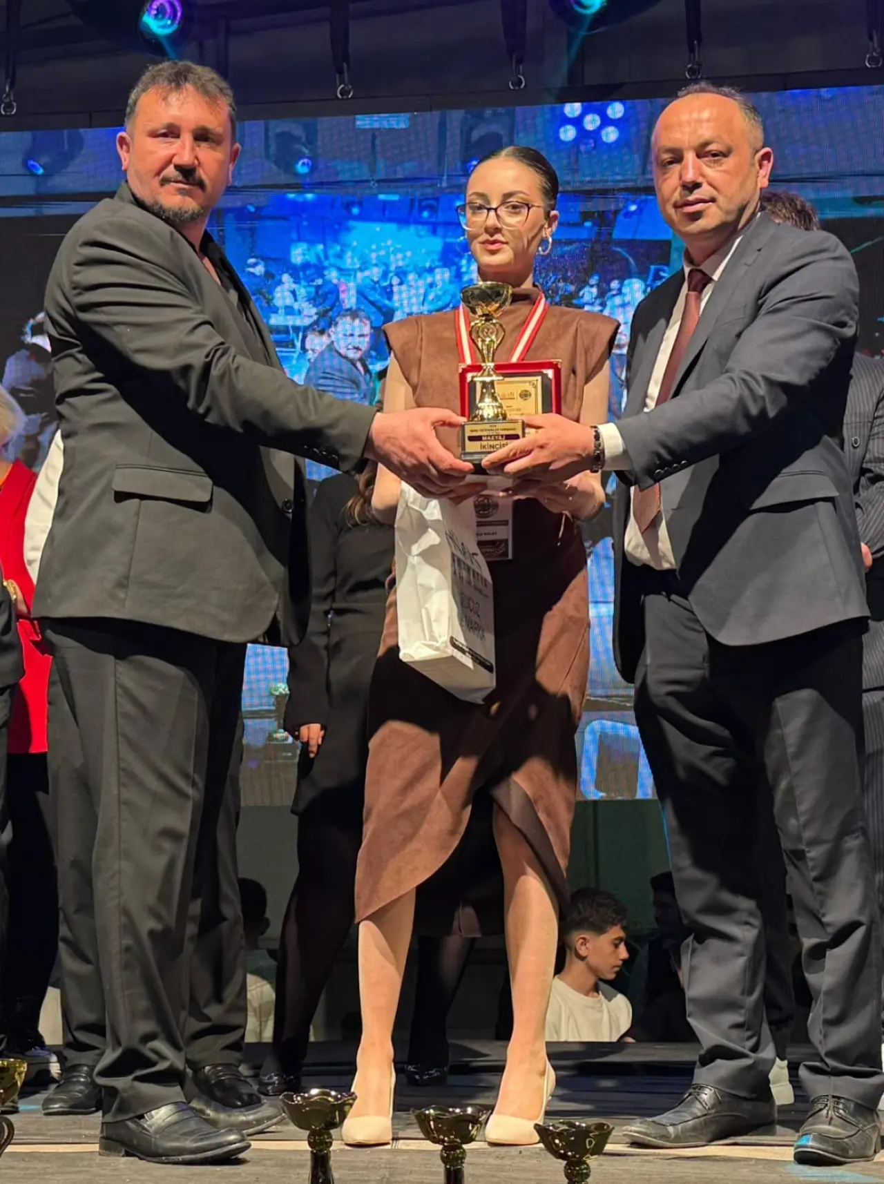 Çorum’da Genç Yetenekler Sahnede Şov Yaptı! 8