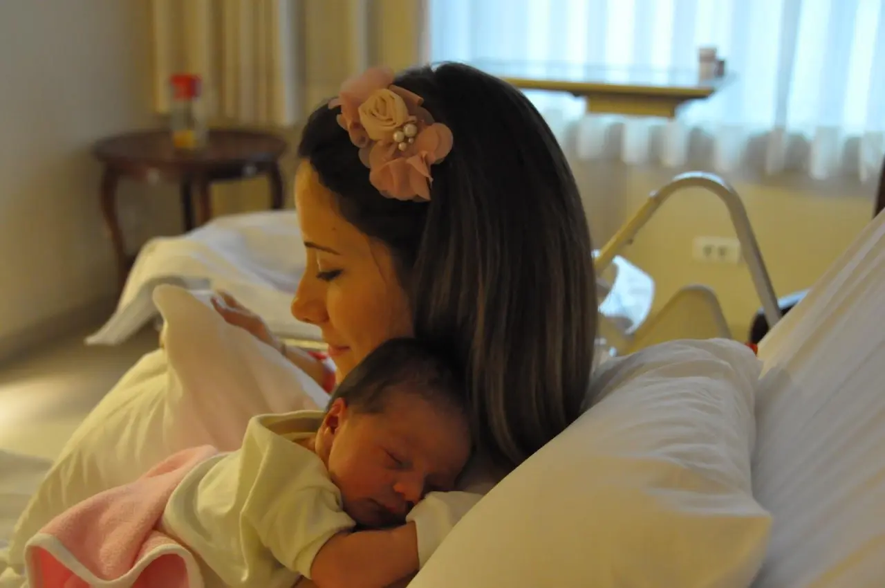 Doğum İzni Düzenlemesi Geliyor! Başvurular 10 Gün İçinde Başlayacak 1