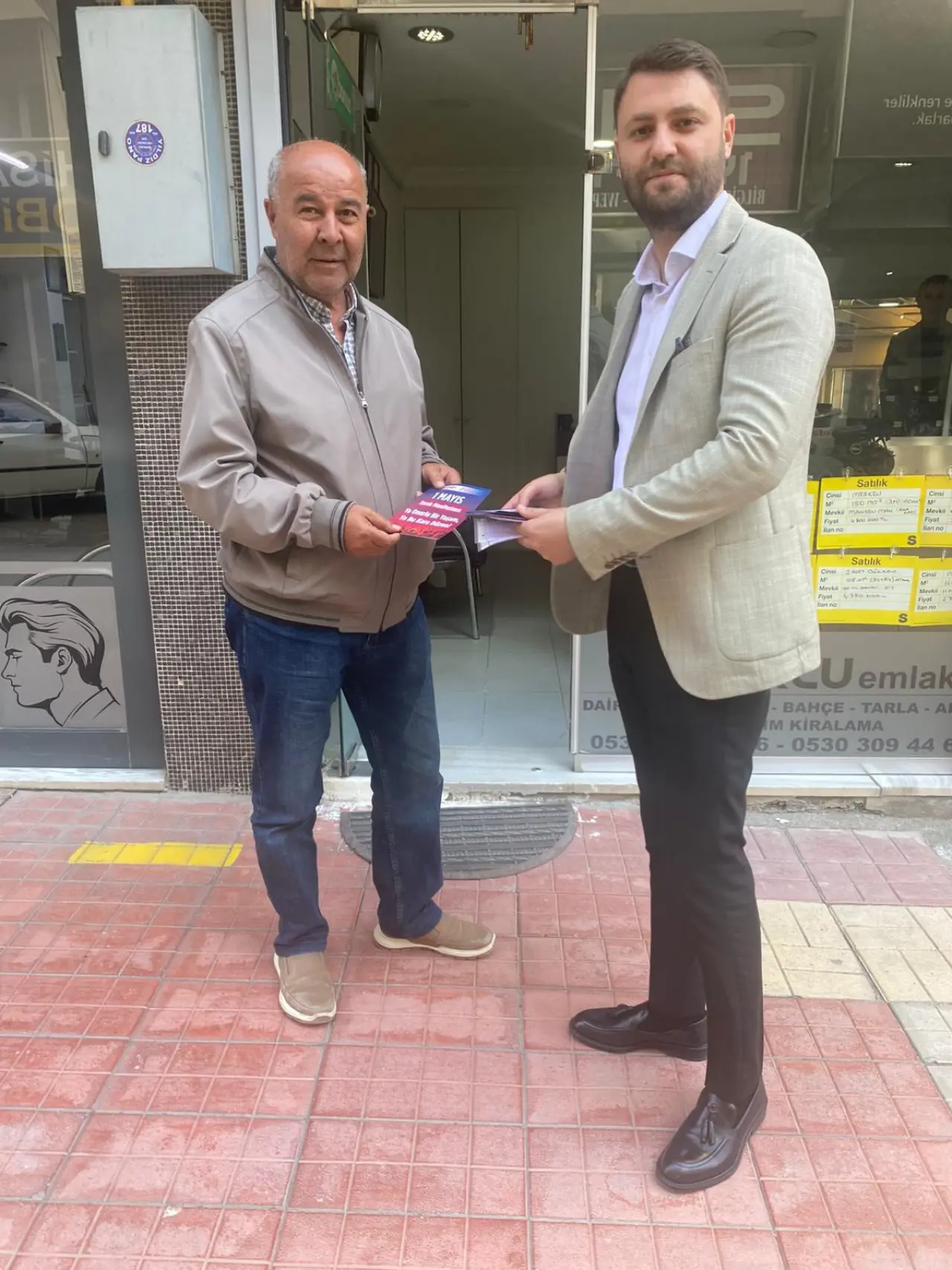 Merzifon CHP Gençlik Kolları Kapı Kapı Dolaştı! 1