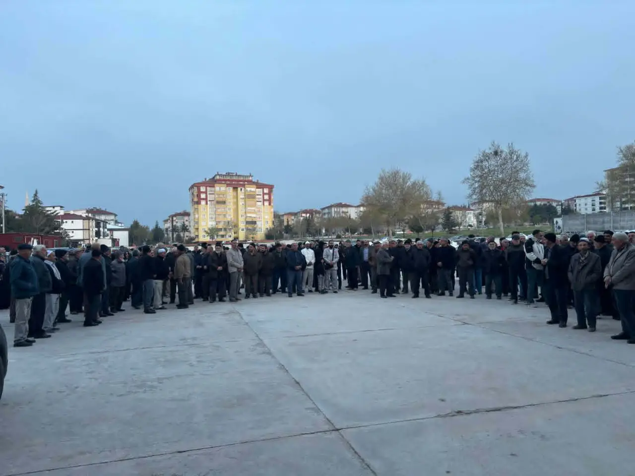 MERZİFON’DA 55 HACI ADAYI DUALARLA YOLA ÇIKTI 1