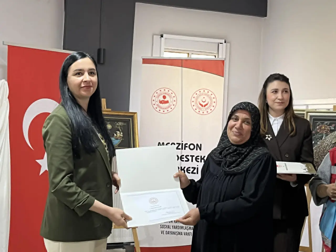 Merzifon’da 80 Kursiyere Sertifika: Adem Projesiyle Kadınlara Destek! 7