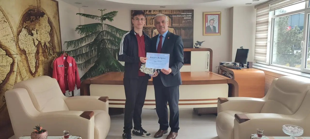 Merzifon’da Eğitimde Gurur Tablosu! 4