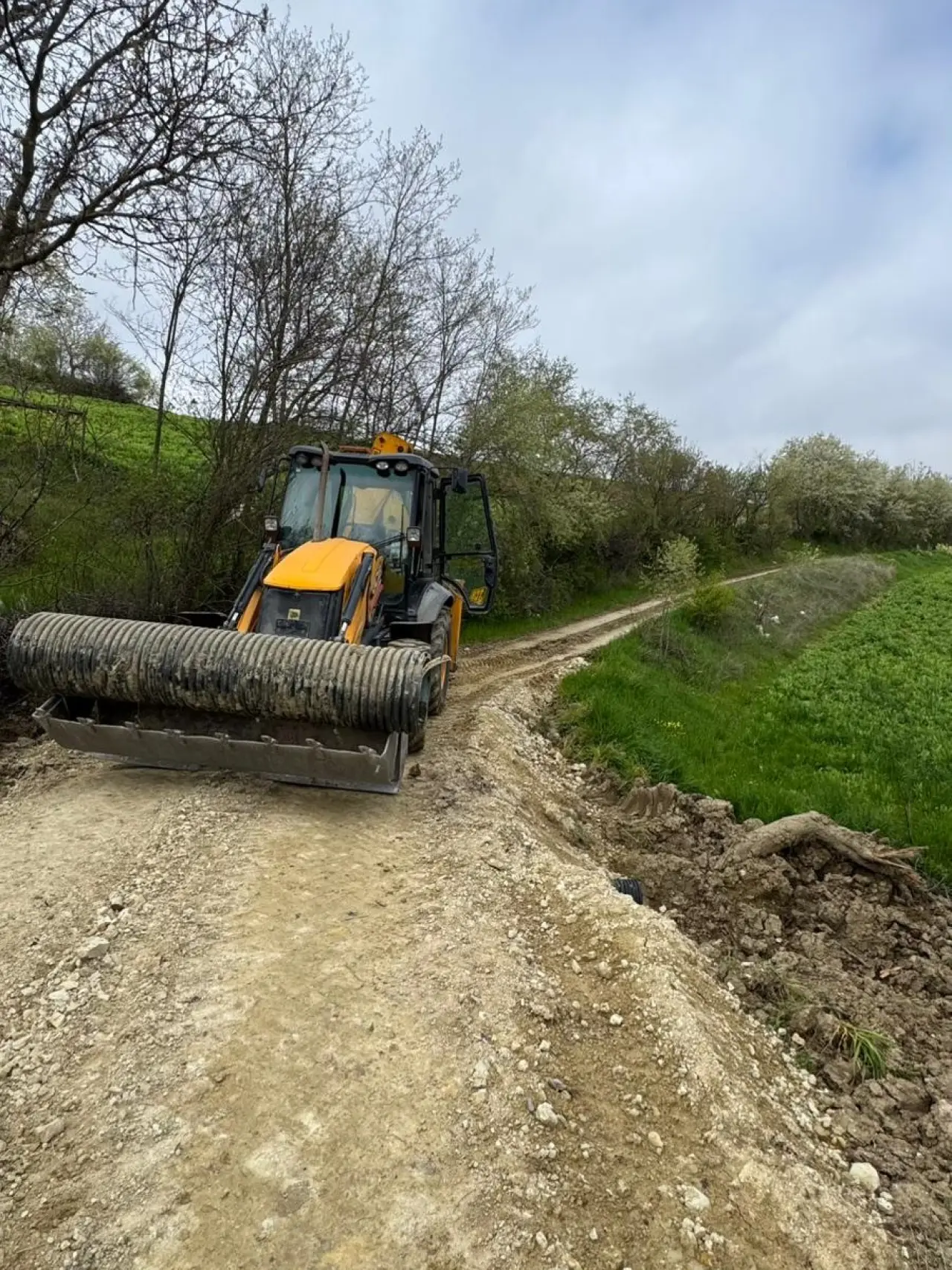 Merzifon’da Kırsala Hizmet! Yollar Yenilendi 2
