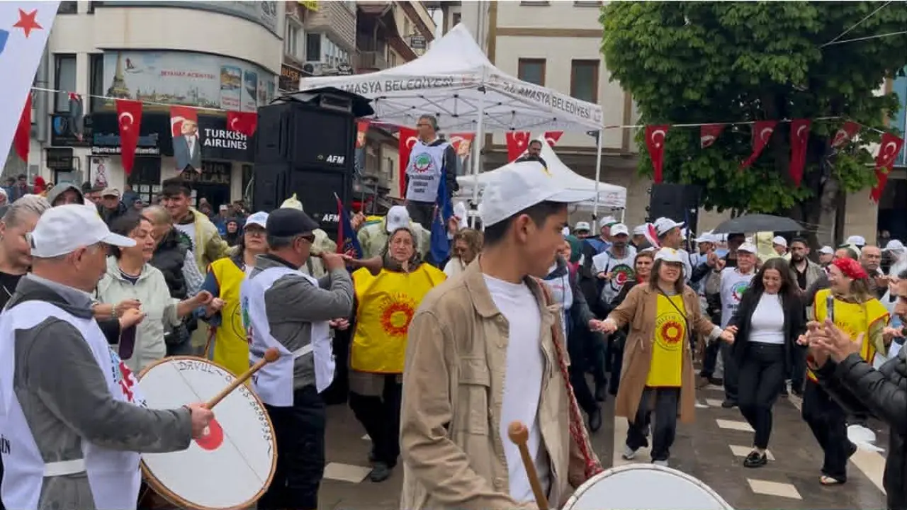 1 Mayıs’ta Ortak Çağrı: “Emek Kazanacak” 1