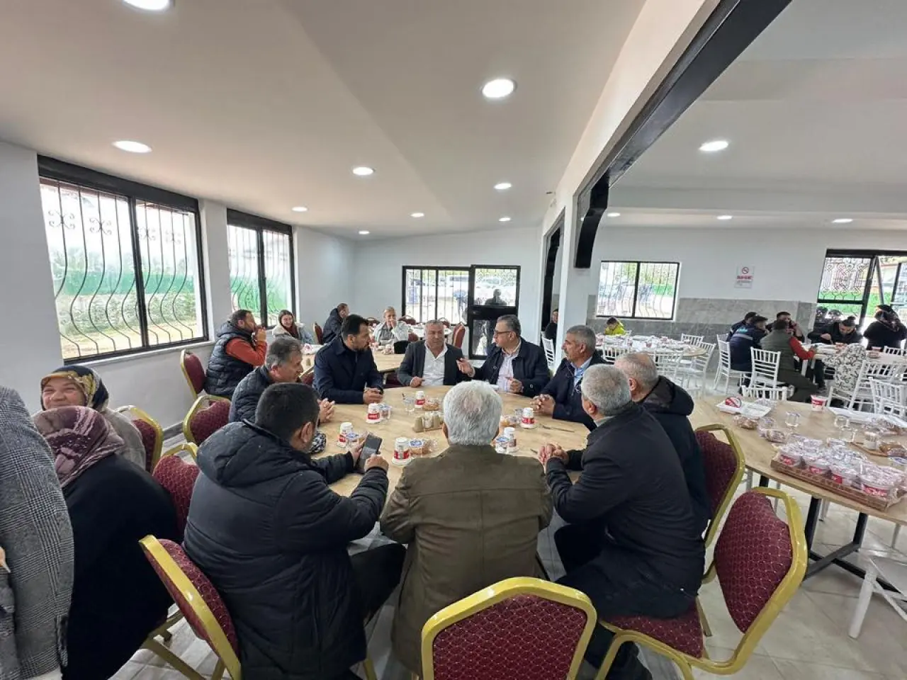AK Parti Heyeti Köylerde 3