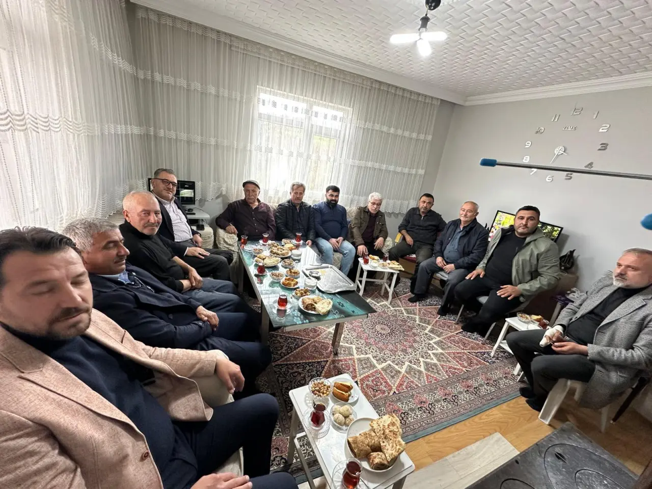 AK Parti Heyeti Köylerde 13