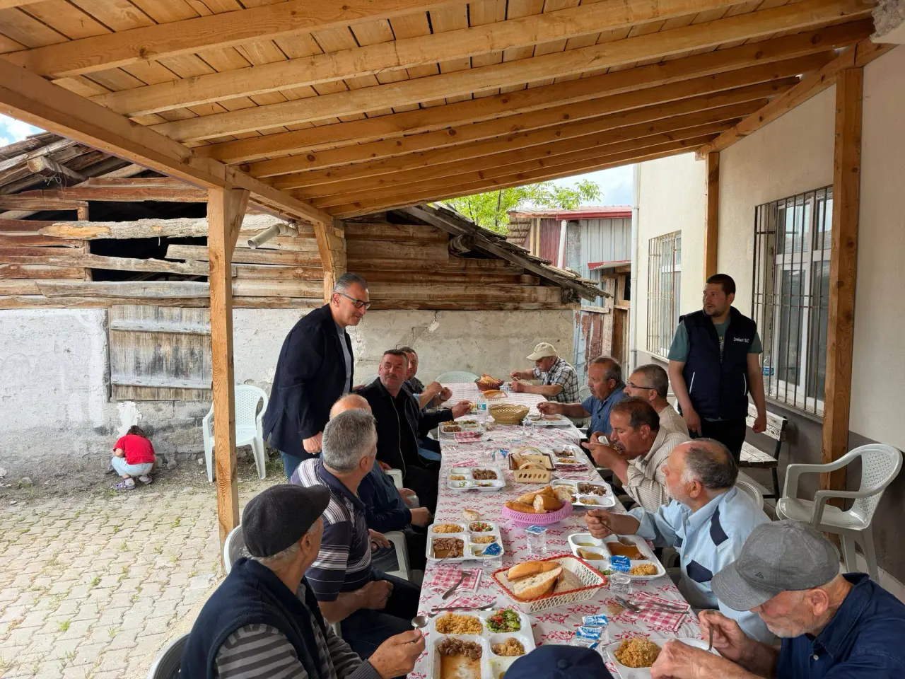 AK Parti Heyeti ve Vatandaşlar Aynı Sofrada Buluştu 3