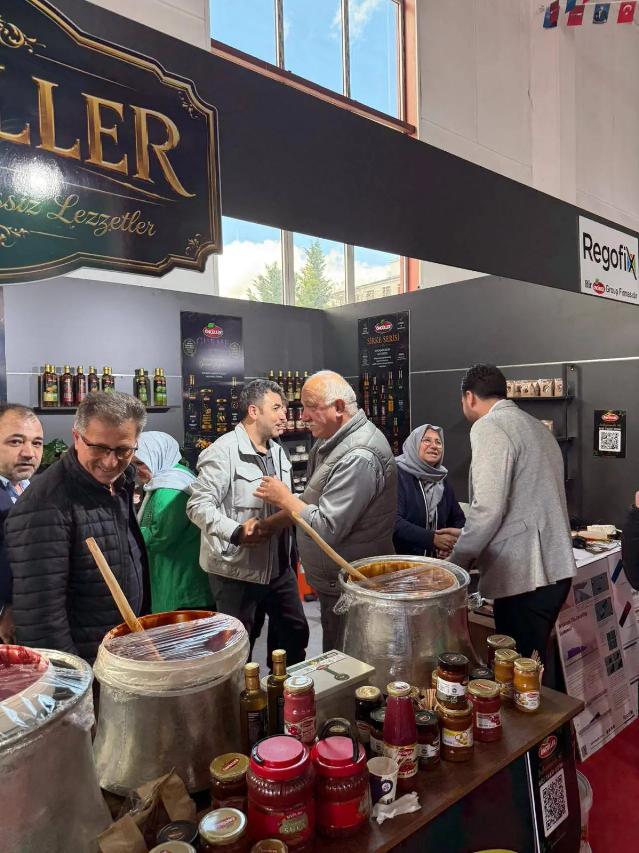 AK Parti Teşkilatı OKAF’ta Tam Kadro Yer Aldı 3