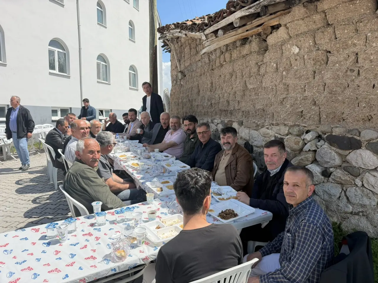 AK Parti Teşkilatından Köylerde Şükür Kurbanında 9