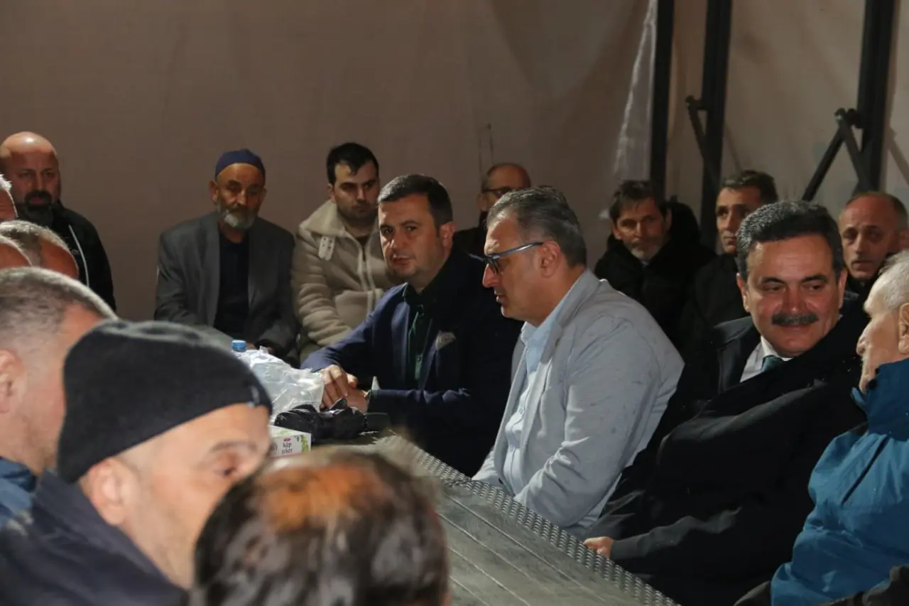 Amasya Ak Parti Heyetinden Taziye Ziyareti 6
