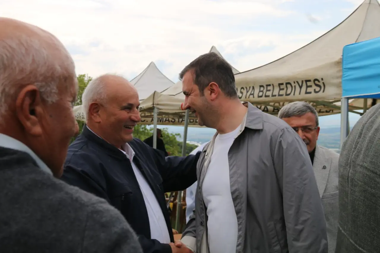 Amasya AK Parti Teşkilatı Vatandaşlarla Bir Araya Geldi 1
