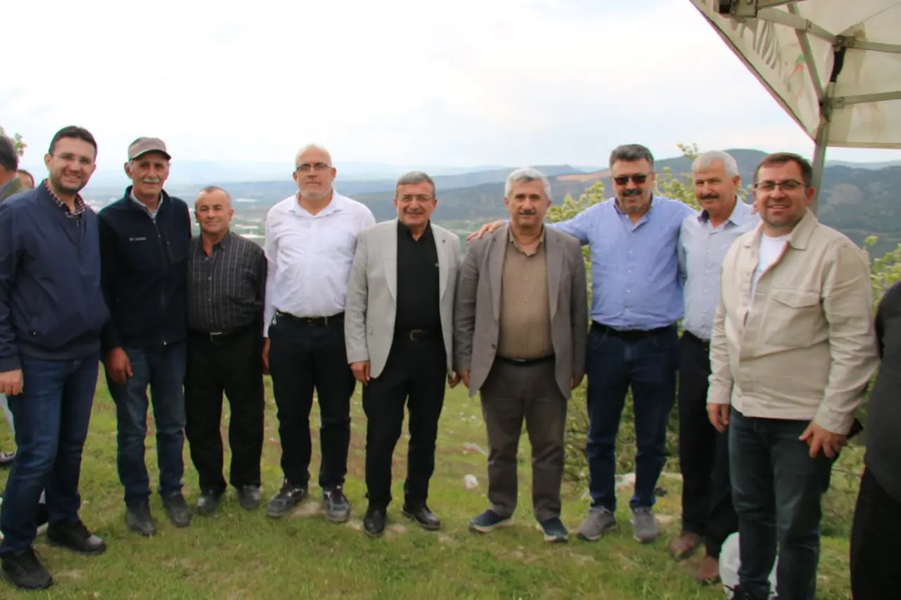 Amasya AK Parti Teşkilatı Vatandaşlarla Bir Araya Geldi 4