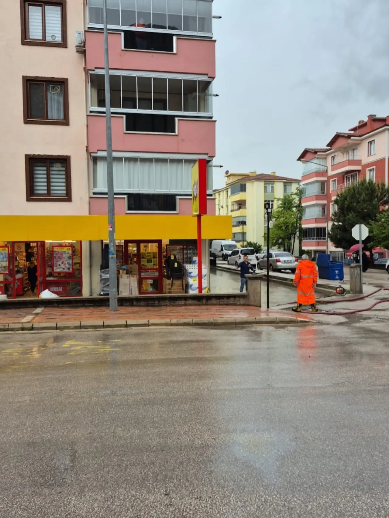 Amasya Belediye Ekipleri Yağışa Karşı Seferber Oldu 1