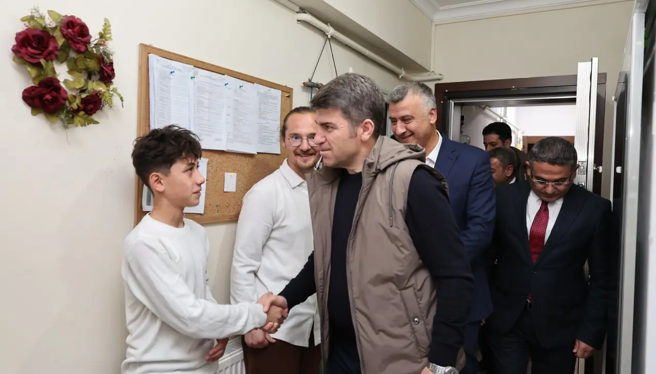 Amasya Çocuk Evlerinde Sevgi ve Kitap Bir Arada 2