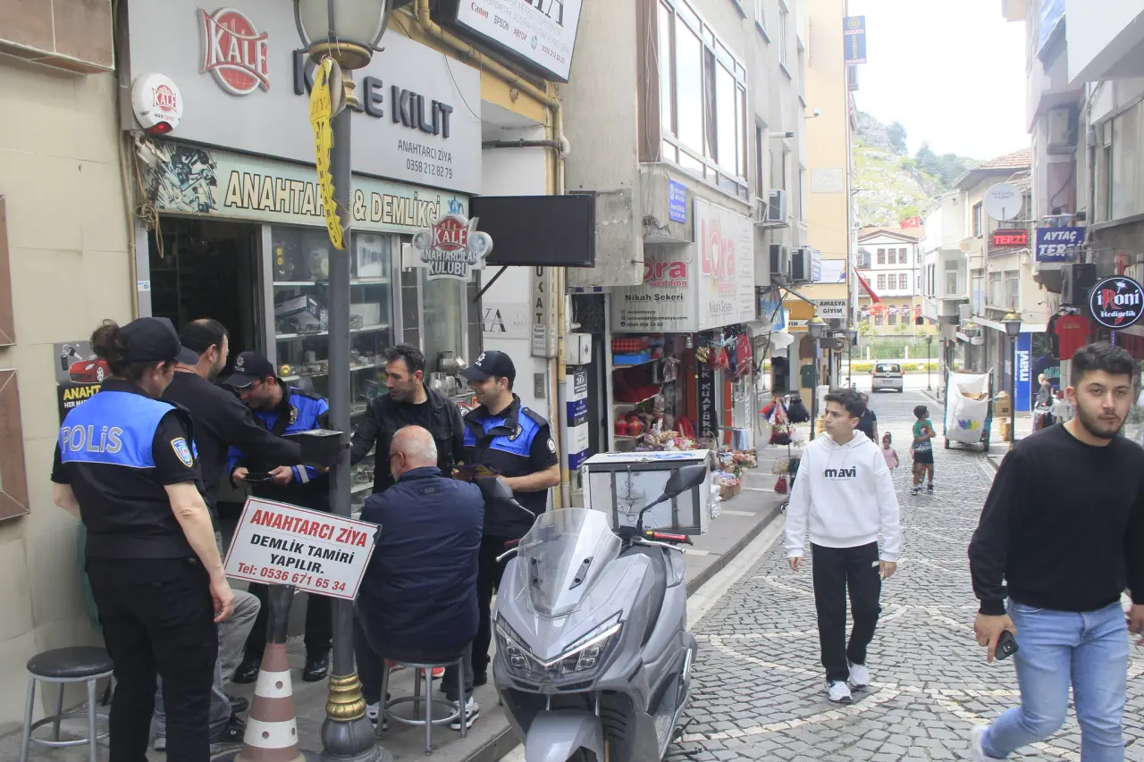 Amasya Polisi Sahtecilere Karşı Sahada 1