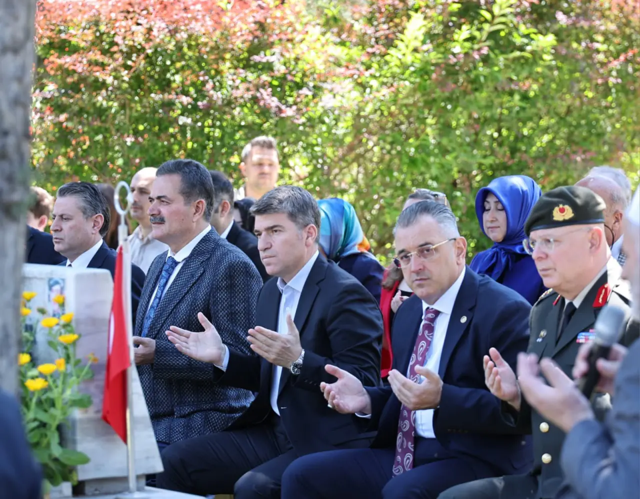 Amasya Şehitliği’nde Duygu Dolu Bayram 1