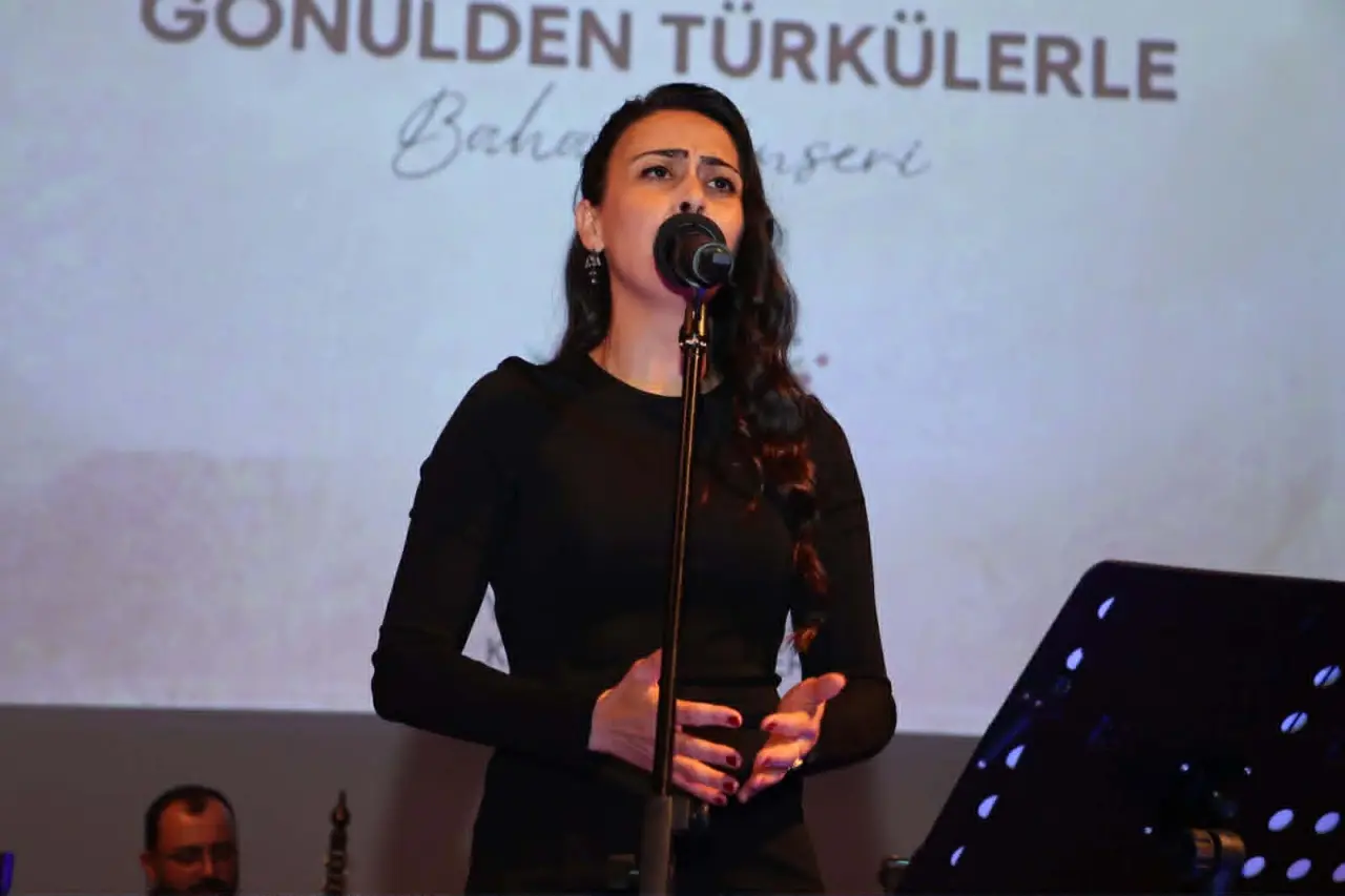 Amasya Üniversitesi’nde Türkü Dolu Gece! 3