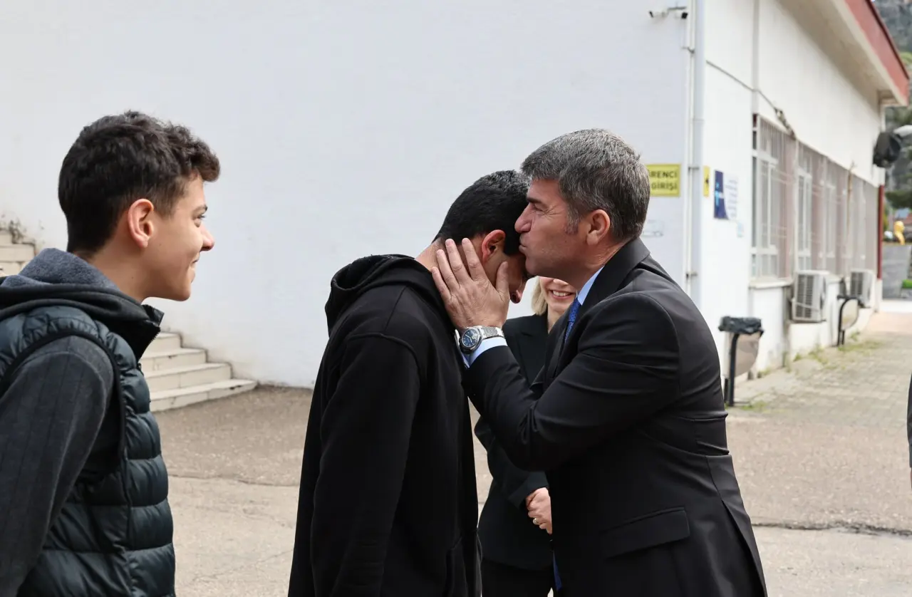 Amasya Valisi Bakan Öğrencilerle Buluştu 4