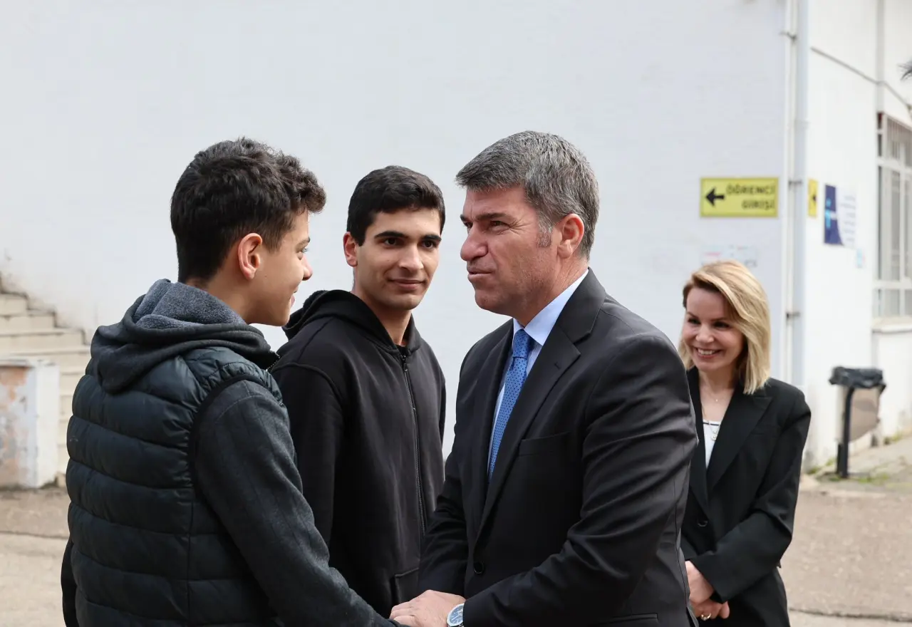 Amasya Valisi Bakan Öğrencilerle Buluştu 5