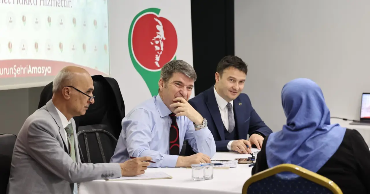 Amasya Valisi Bakan Vatandaşların Sorunlarını Dinledi 1