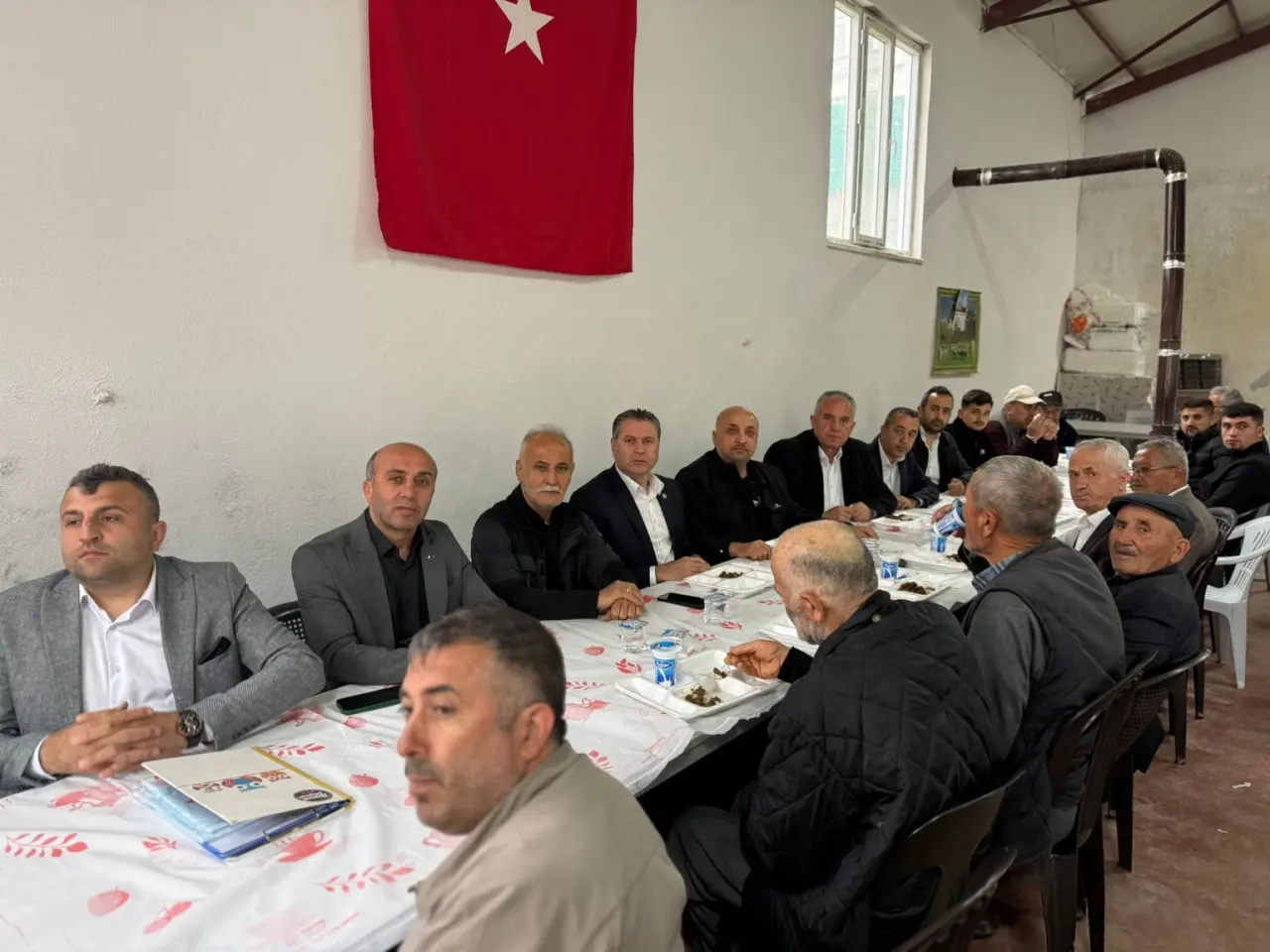 Amasya Vekili Karagöz Taşova’da Vatandaşlarla Buluştu 3