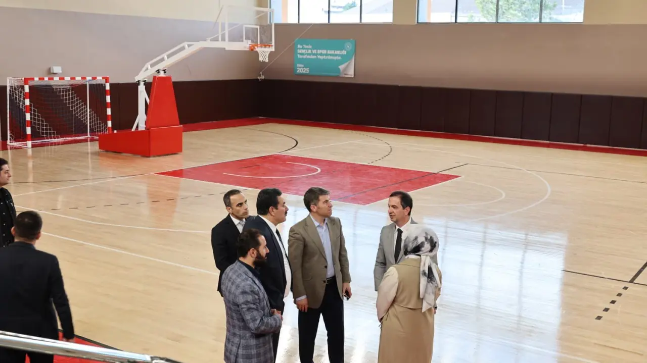 Amasya'da 459 Kişilik Spor Salonu Hizmete Hazır 2