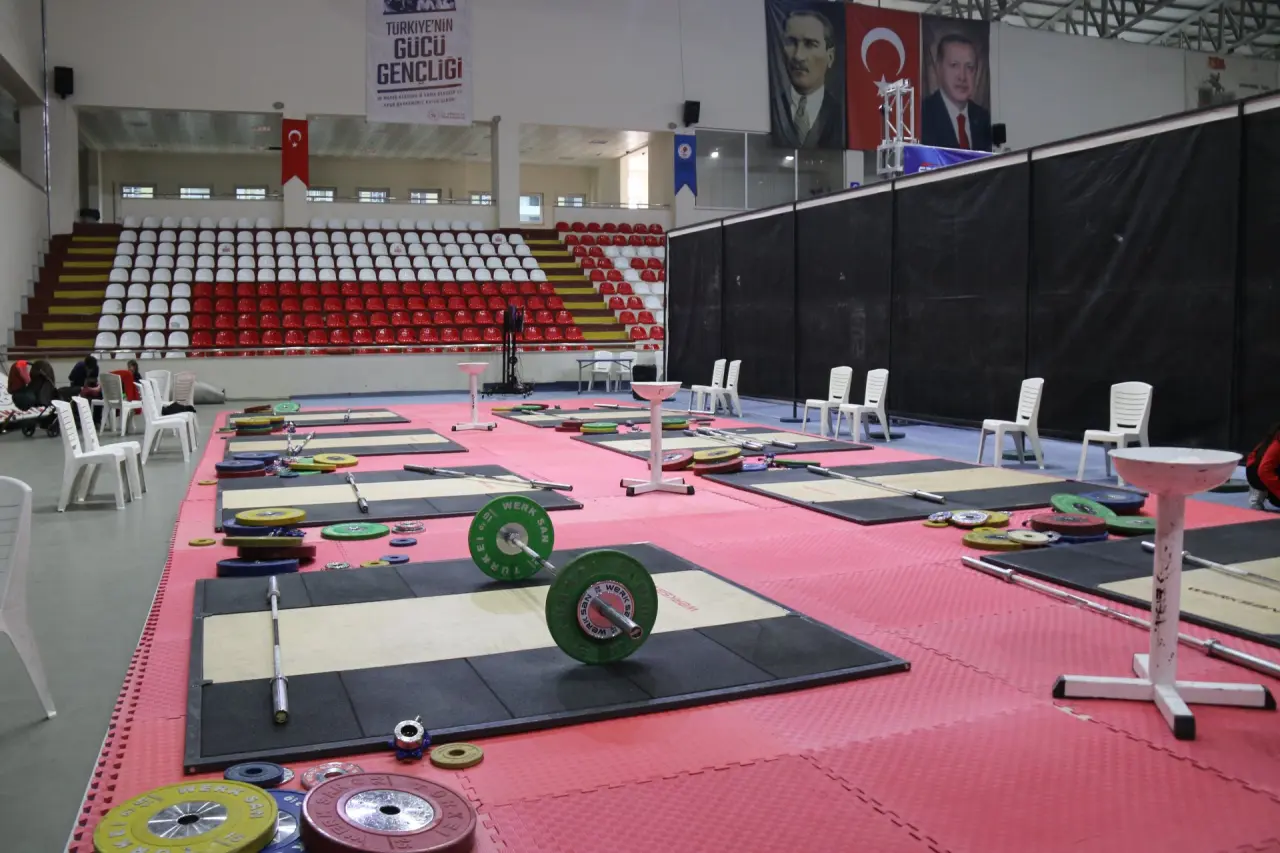 Amasya’da Halter Şöleni Başlıyor 5