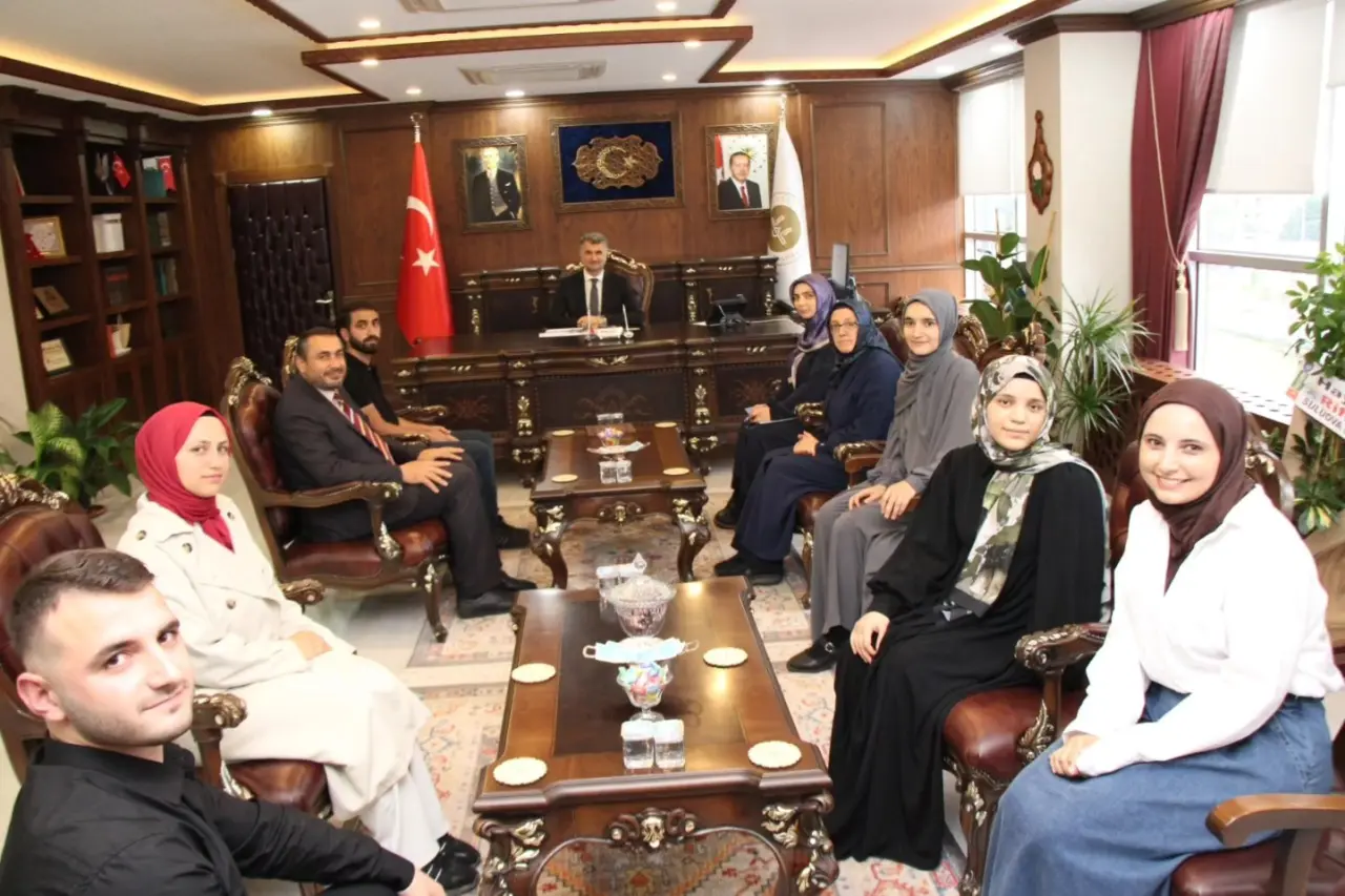 Amasya’da Ödüllü Umre Yarışmasını Kazananlar Belli Oldu 2