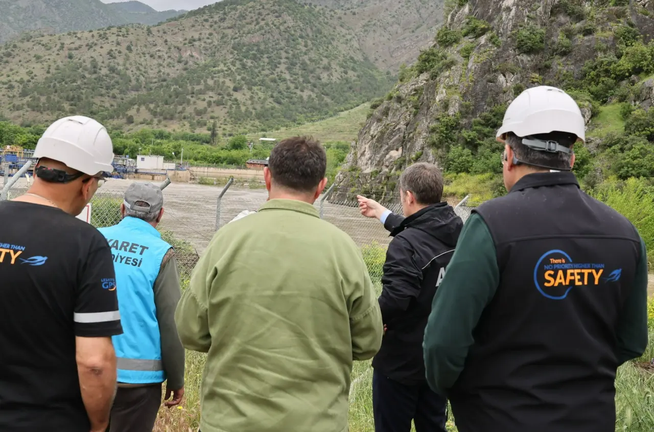 Amasya’da Seraları Su Vurdu! Vali Bölgeye Gitti 1