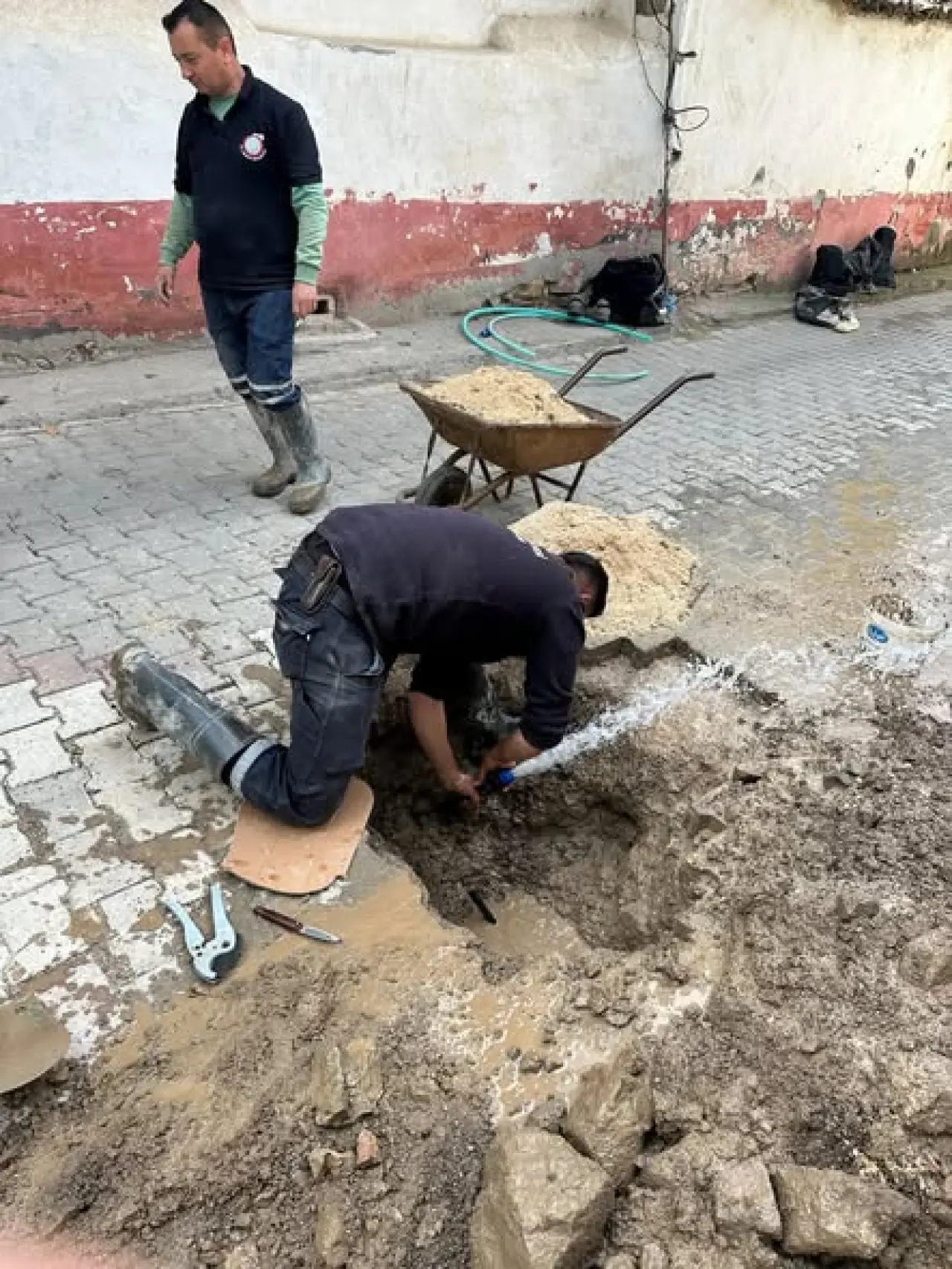 Amasya'da Taşkına Karşı Gece Gündüz Mücadele 1