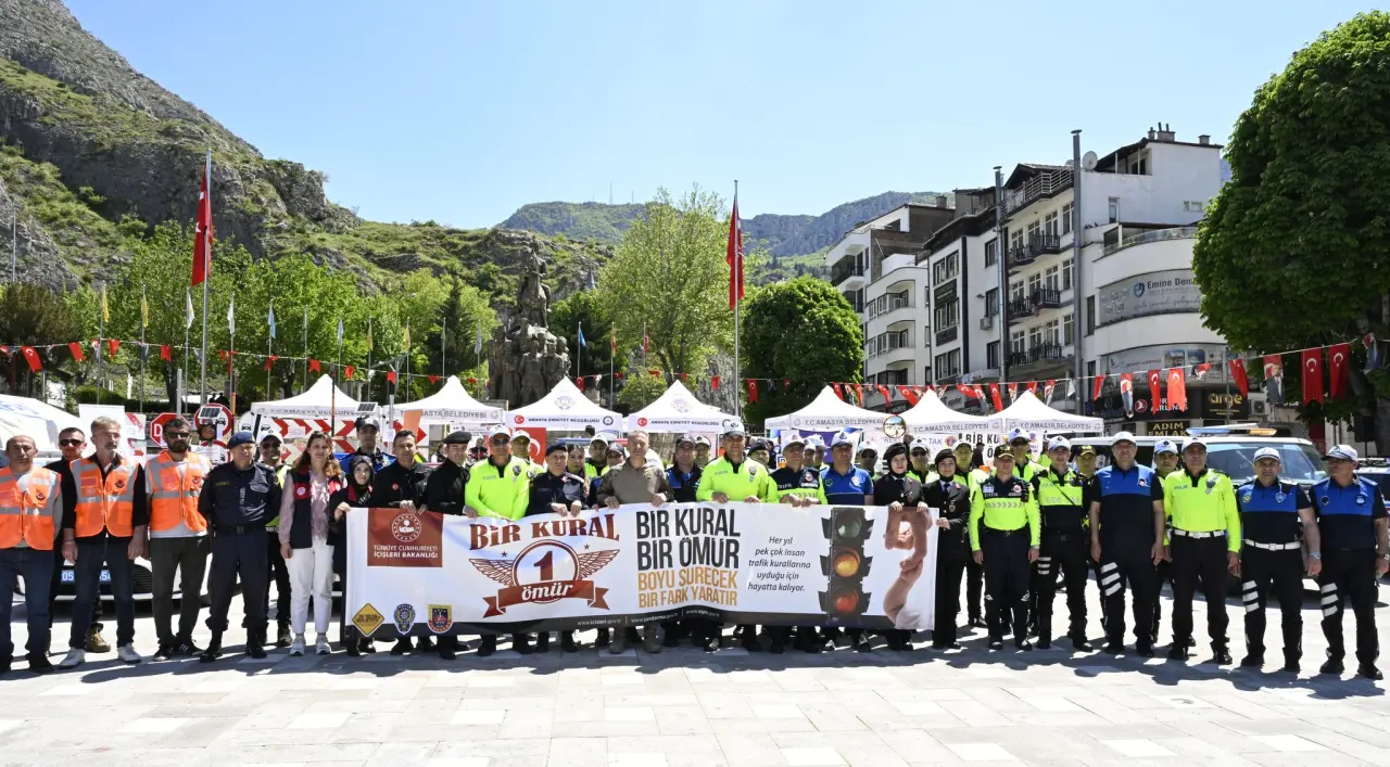 Amasya’da Trafik Alarmı: “Bir Kural, Bir Ömür” 3
