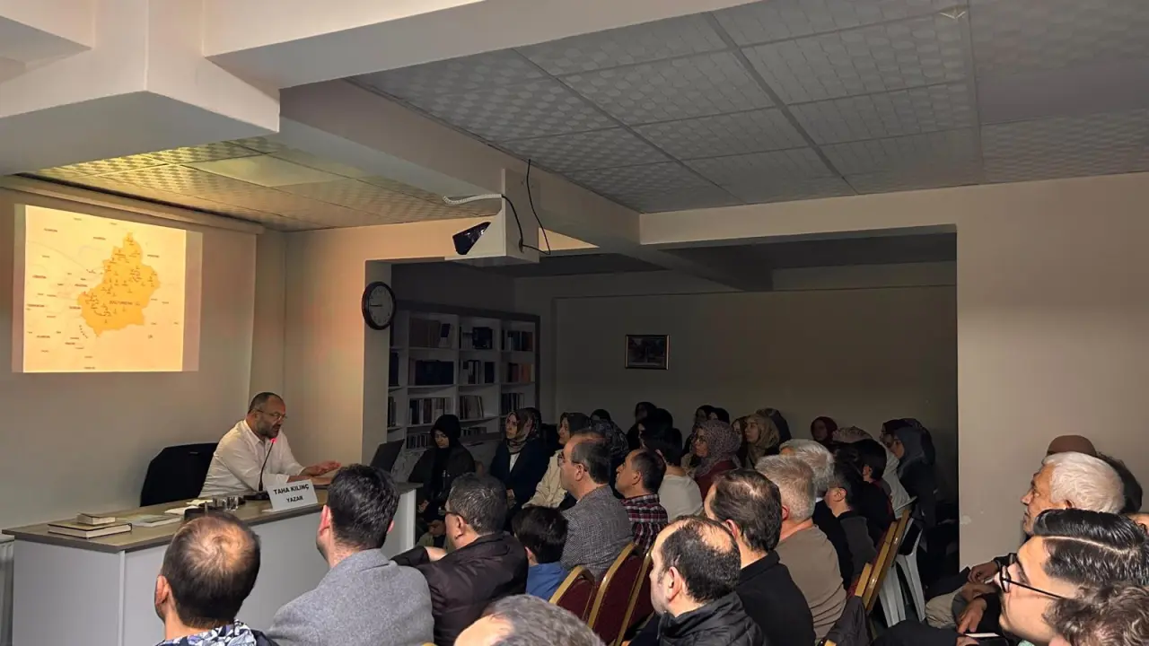 Amasya’da Vicdanları Harekete Geçiren Konferans 4
