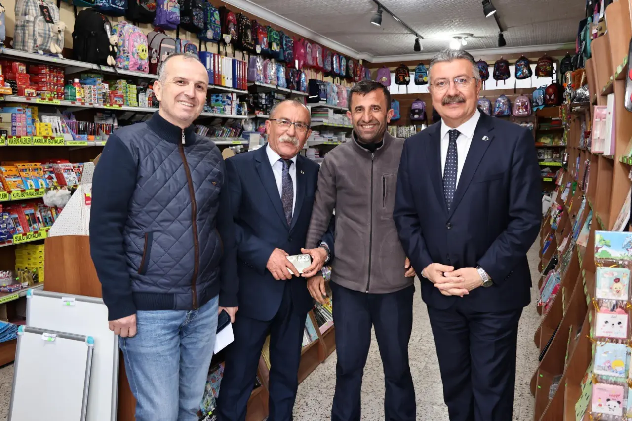 Başkan Alp Kargı Sahaya İndi 1