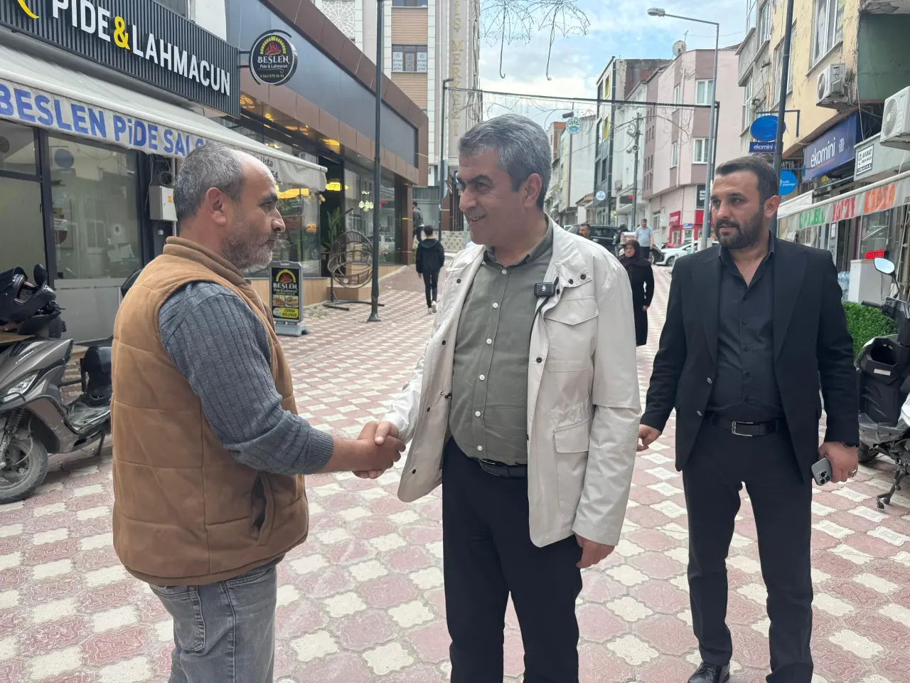 Başkan Uzun Bayramda Esnafla Bayramlaştı 3