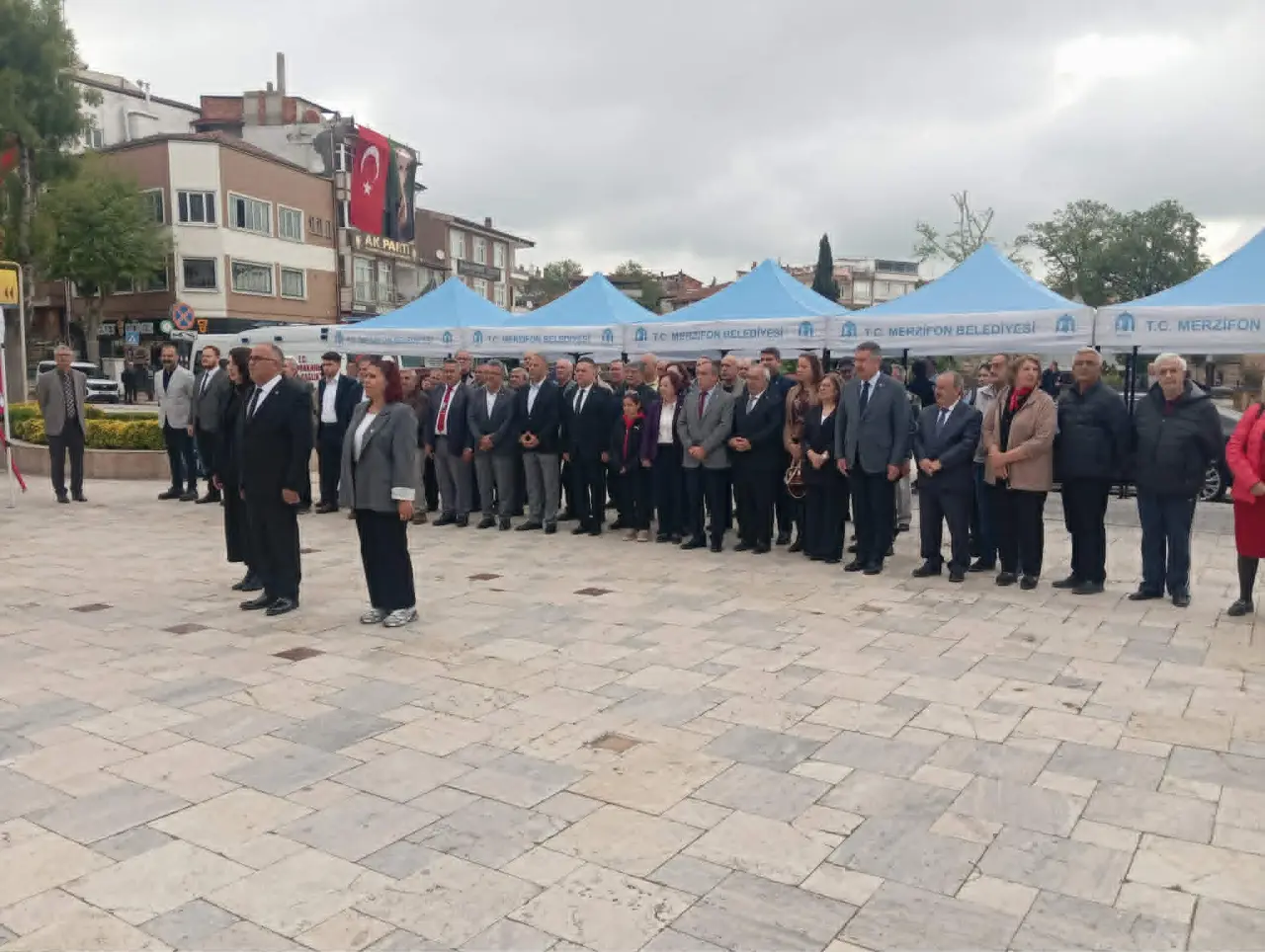CHP, ADD ve Merzifon Vakfı’ndan Anıta Çelenk Sunumu 1