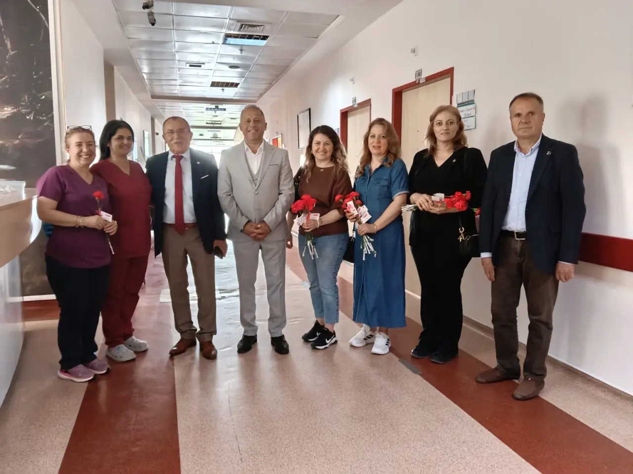 CHP Merzifon Teşkilatı’ndan Hemşirelere Ziyaret 3