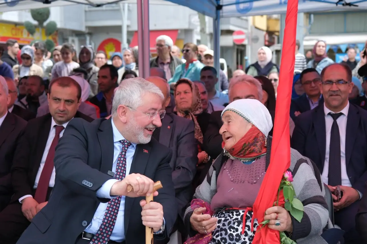 Çorum’da Belediyeciliğe Tam Not 3
