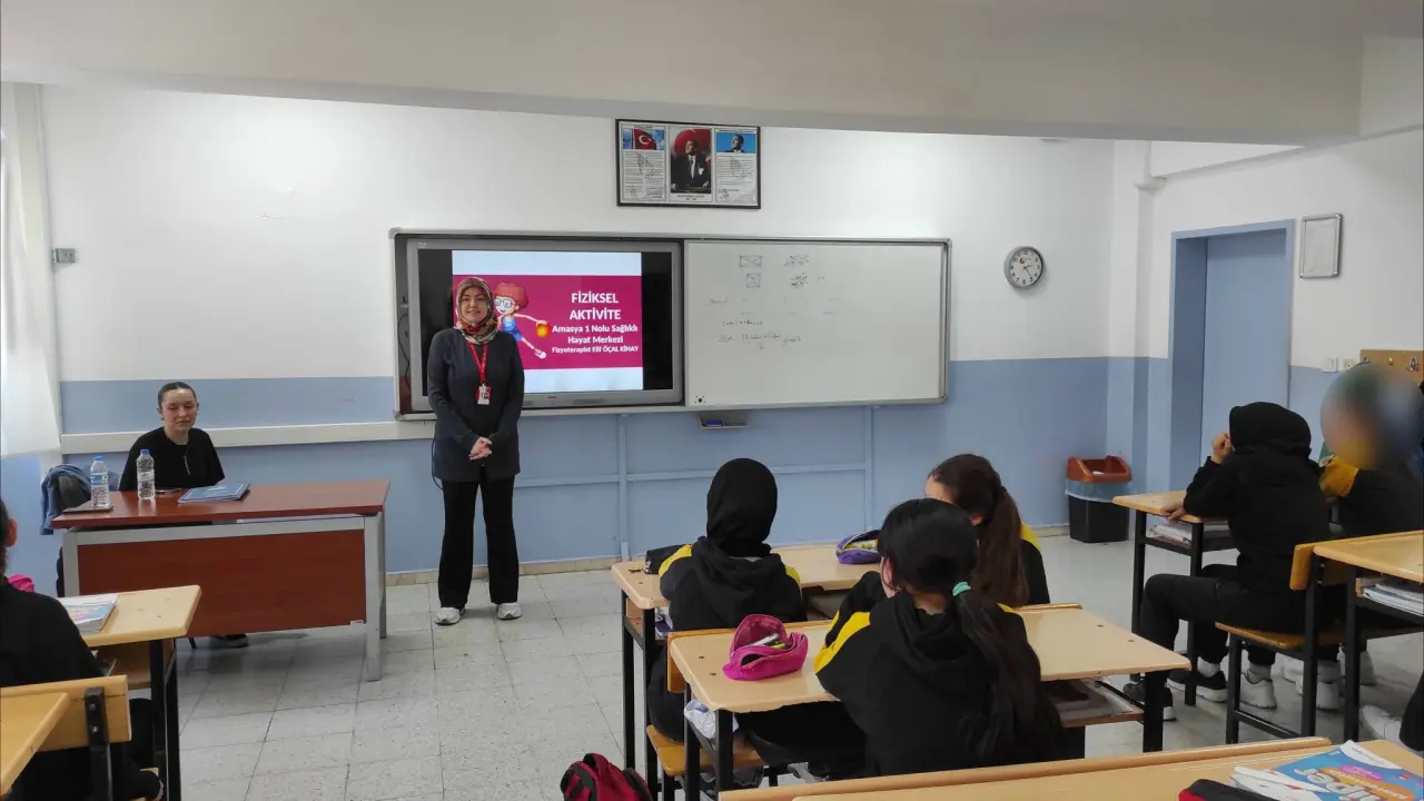 Cumhuriyet Ortaokulu Öğrencilerine Sağlıklı Yaşam Eğitimi 2