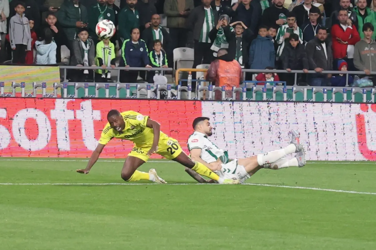 Fenerbahçe, Konya'da Farklı Kazandı 2
