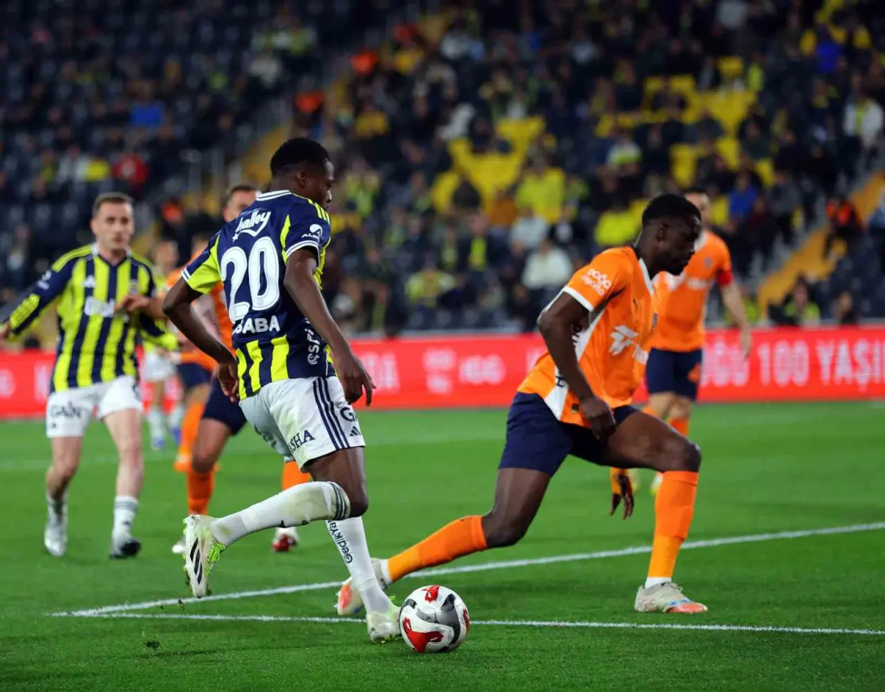 Fenerbahçe Umudunu Sürdürdü 3