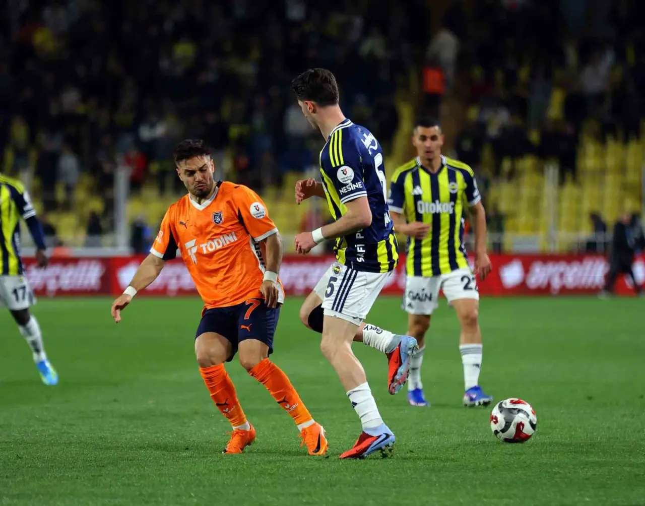 Fenerbahçe Umudunu Sürdürdü 2