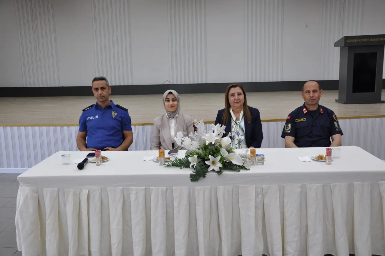 Gümüşhacıköy’de Bayram Sevinci Hep Birlikte Yaşandı 2