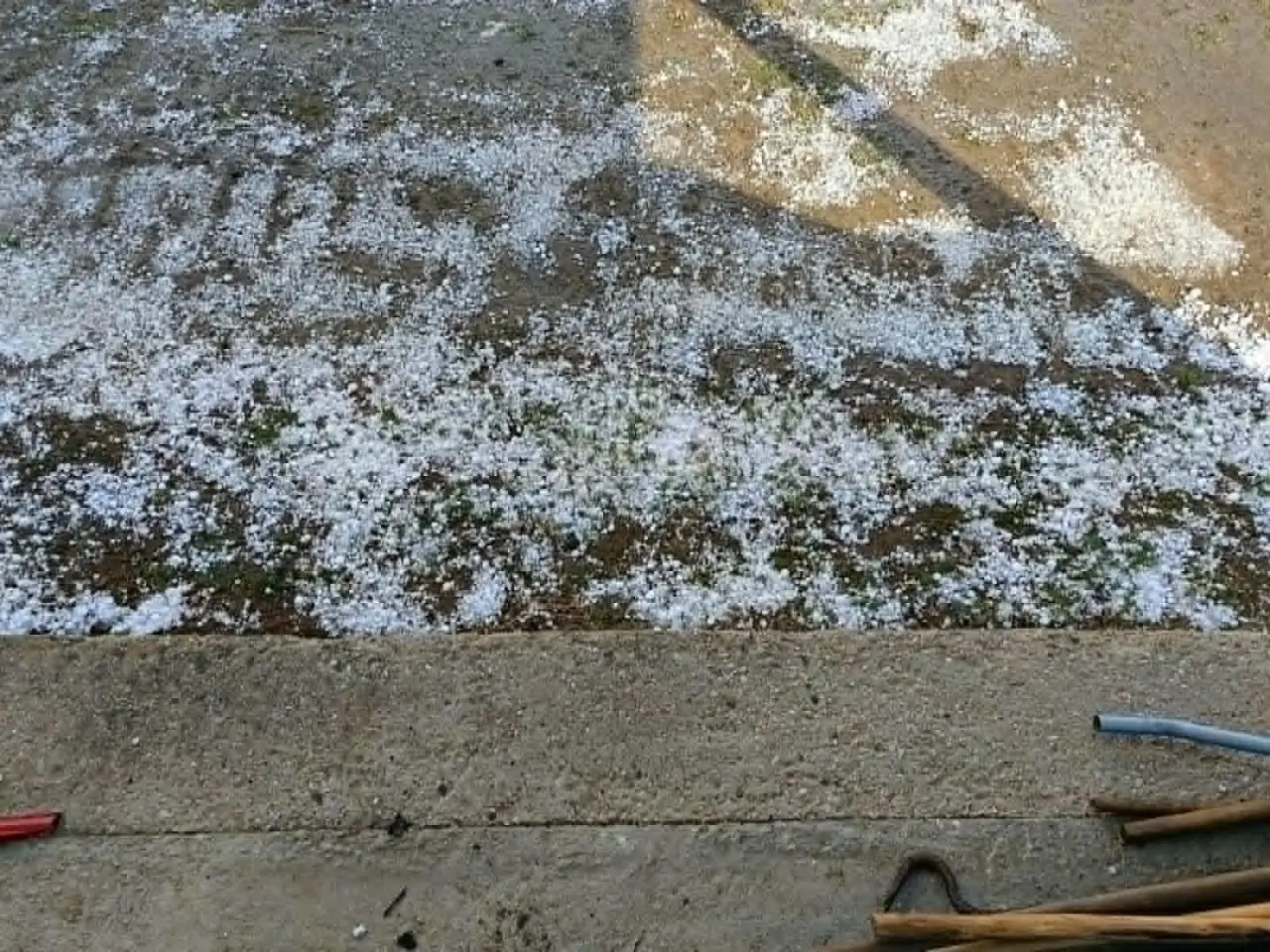 Gümüşhacıköy’ü Dolu Vurdu! Ekili Arazilerde Büyük Hasar İddiası 1