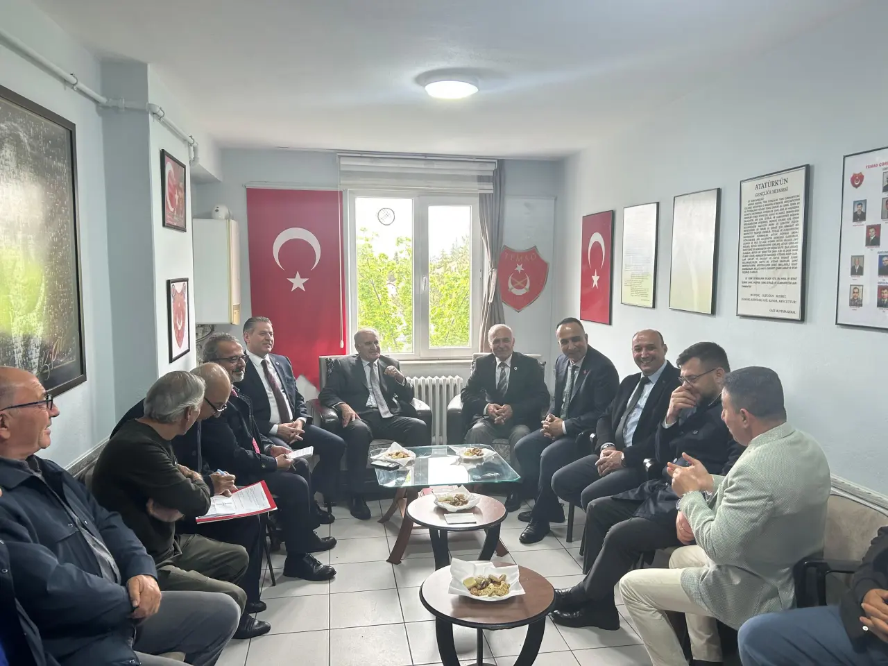Karagöz Çorum’da Dernekleri Ziyaret Etti 2