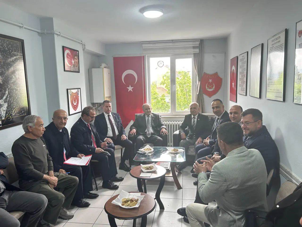 Karagöz Çorum’da Dernekleri Ziyaret Etti 1