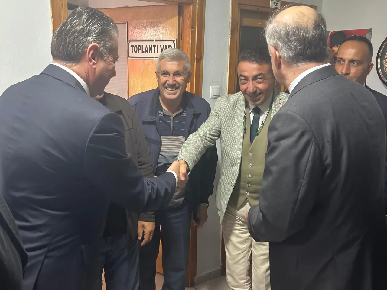 Karagöz Çorum’da Dernekleri Ziyaret Etti 4