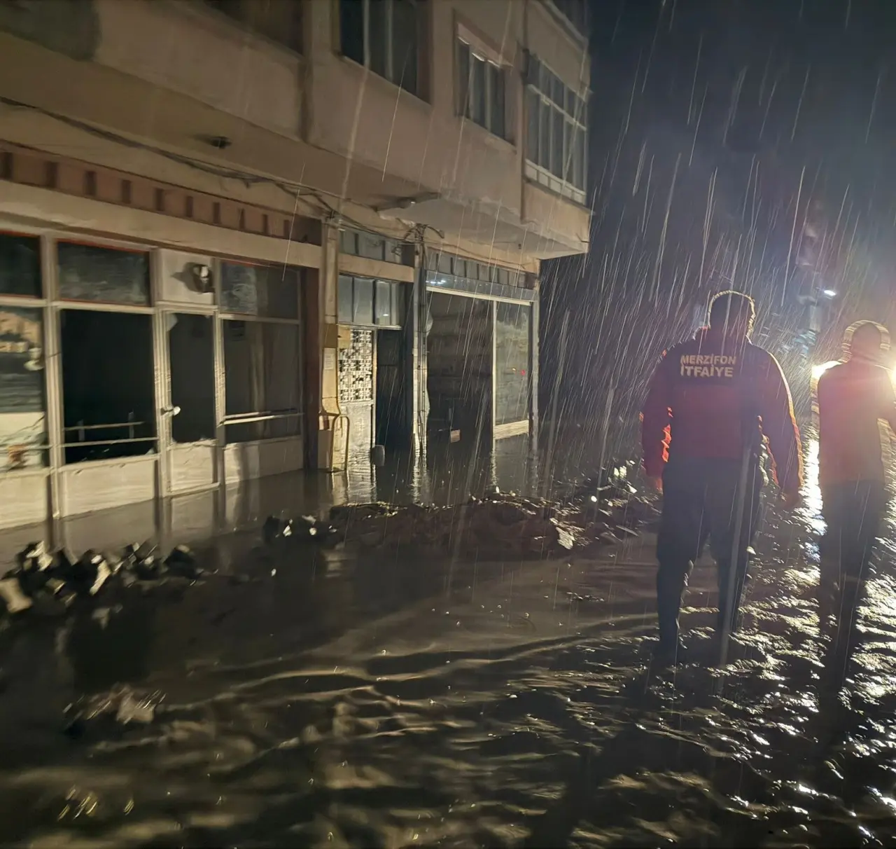 Merzifon Belediyesinin Kahraman Ekipleri Görevden Döndü 11